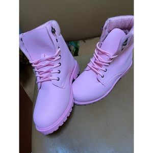 Ladies Pink styles Boots